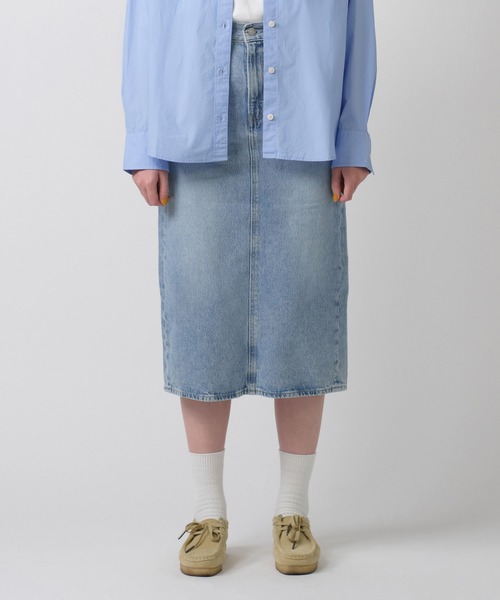 Levi's(リーバイス)の「Levi's/リーバイス バックスリット デニム スカート(デニムスカート・レディース・ブラック/ライトインディゴブルー・26inch/25inch/24inch/23inch/28inch/27inch)」の10枚目の写真