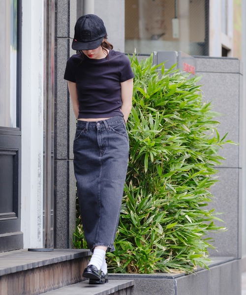 Levi's(リーバイス)の「Levi's/リーバイス バックスリット デニム スカート(デニムスカート・レディース・ブラック/ライトインディゴブルー・26inch/25inch/24inch/23inch/28inch/27inch)」の8枚目の写真