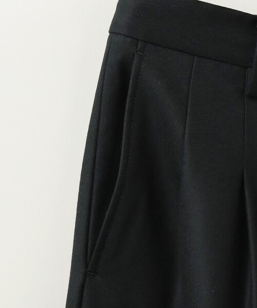 TAKAHIROMIYASHITATheSoloIst.（タカヒロミヤシタザソロイスト）の「＜TAKAHIROMIYASHITATheSoloist.＞ 2TUCK FRONT PANTS/パンツ（スラックス・メンズ・ブラック・46）」の4枚目の写真