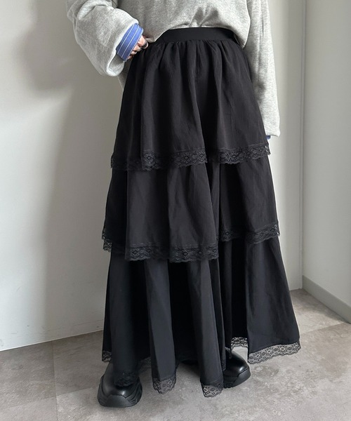 apres jour mignon(アプレジュールミニョン)の「レースツキティアードロングスカート【ZOZOTOWN限定アイテム】(スカート・レディース・オフホワイト/ブラック・X-LARGE/MEDIUM/SMALL)」の9枚目の写真