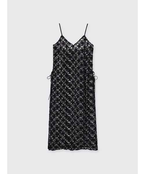 FLOWERエンブロイダリーワンピース