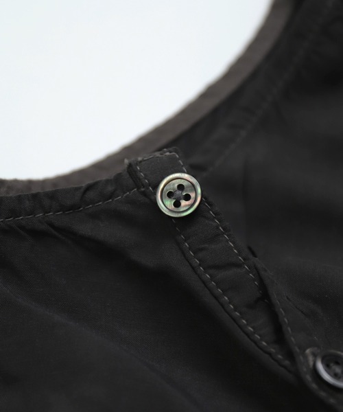 OMNIGOD（オムニゴッド）の「[ OMNIGOD womens / オムニゴッド ] レーヨンキュプラシルク アトリエフレンチスリーブシャツ（シャツ/ブラウス・レディース・ミント/ボルドー/チャコールグレー・FREE）」の10枚目の写真