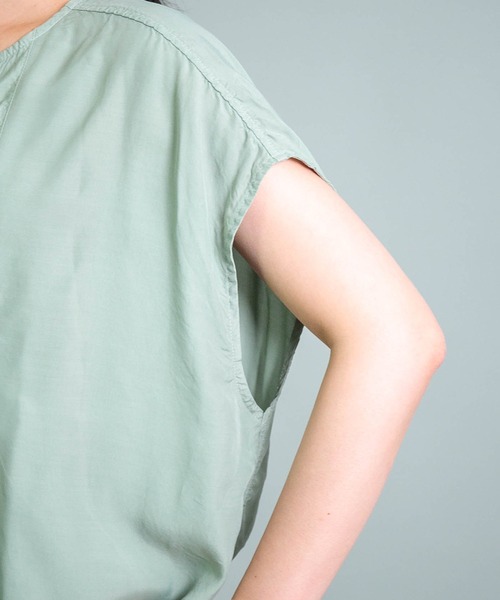OMNIGOD（オムニゴッド）の「[ OMNIGOD womens / オムニゴッド ] レーヨンキュプラシルク アトリエフレンチスリーブシャツ（シャツ/ブラウス・レディース・ミント/ボルドー/チャコールグレー・FREE）」の15枚目の写真