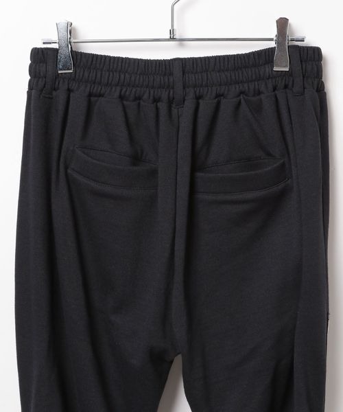 Anui(アニュイ)の「【UNISEX/2サイズ展開】ギャザートラックパンツ(その他パンツ・レディース・ブラック/グレー・SMALL/MEDIUM)」の6枚目の写真