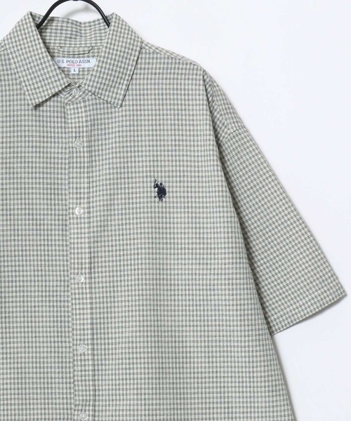 U.S. POLO ASSN.（ユーエスポロアッスン）の「U.S. POLO ASSN./ユーエスポロアッスン オーバーサイズ 無地 ストライプ チェック ロゴ ワンポイント刺繍 レギュラーカラー 半袖シャツ/レディース メンズ（シャツ/ブラウス・メンズ・ブルー系その他2/ブルー系その他3/ホワイト系その他/ブラック系その他/ブルー系その他/ライトブルー/ブラック/ホワイト・LL/M/L）」の20枚目の写真