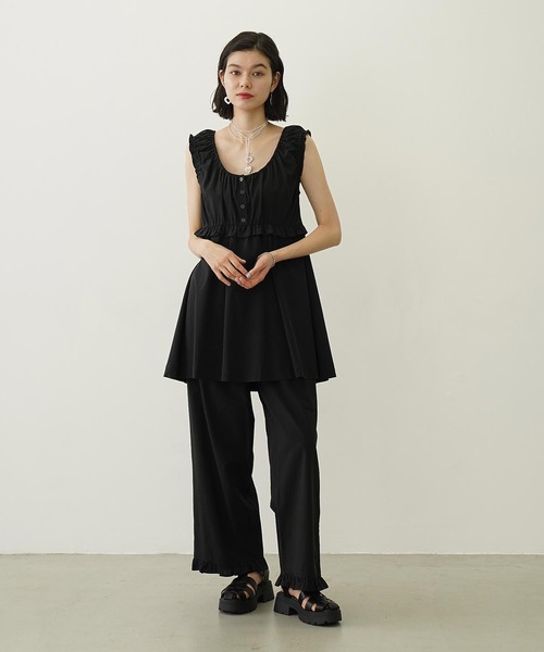 MILKFED.(ミルクフェド)の「RUFFLE GATHERED PANTS(その他パンツ・レディース・ライトブルー/ライトピンク/ブラック・M/S)」の4枚目の写真