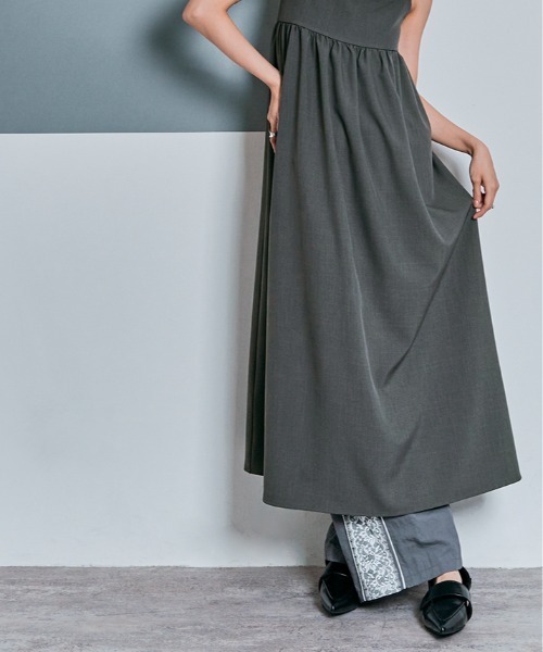 W:Huku(フーク)の「ボリューム ロング キャミ ワンピース(ワンピース・レディース・ブラック/グレー/ベージュ・M/L)」の8枚目の写真