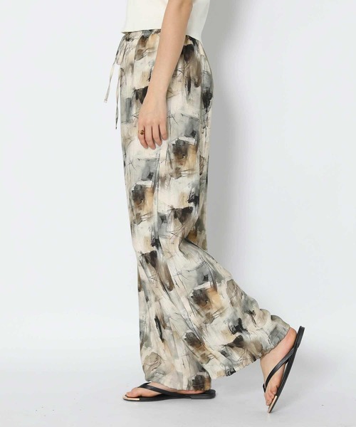 Gready Brilliant(グレディブリリアン)の「ドロストイージーワイドパンツ(その他パンツ・レディース・ブラウン・FREE)」の9枚目の写真