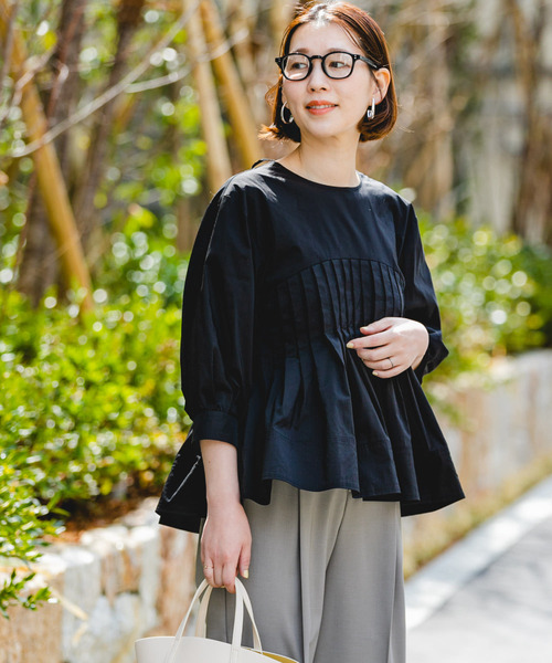 F by ROSSO（エフバイロッソ）の「F by ROSSO　ピンタックペプラムブラウス（シャツ/ブラウス・レディース・ブラック/オフホワイト・FREE）」の2枚目の写真