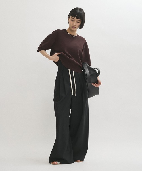 【新品タグ付き・梱包袋付き】アダムエロペ　トロピカルストレートスラックス 新品タグ付き・梱包袋付き】アダムエロペ トロピカルストレート