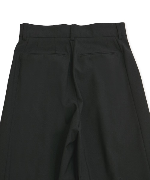 ADAM ET ROPE'(アダムエロペ)の「【サステナブル】3タックトロピカルスラックス(スラックス・レディース・グレー系その他/ブラック・38/36)」の8枚目の写真