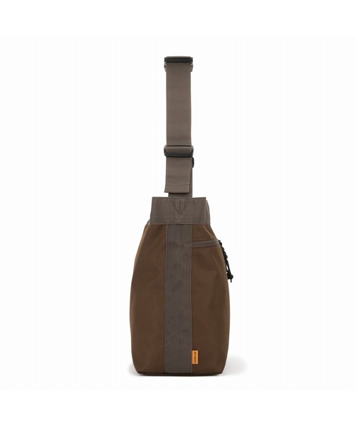 EDGELINK(エッジリンク)の「ショルダーバッグ スケートフルパツク 20L 60323(ショルダーバッグ・メンズ・ブラック/ブラウン・FREE)」の5枚目の写真