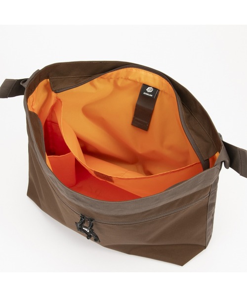 EDGELINK(エッジリンク)の「ショルダーバッグ スケートフルパツク 20L 60323(ショルダーバッグ・メンズ・ブラック/ブラウン・FREE)」の10枚目の写真