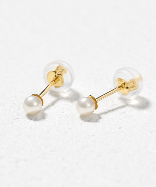 Jewel closet by L&Co.(ジュエルクローゼットバイエルアンドコー)の「K10 シェル/貝 パール ピアス(ピアス(両耳用)・レディース・ゴールド系その他/ゴールド系その他2/ゴールド系その他3・FREE)」の2枚目の写真