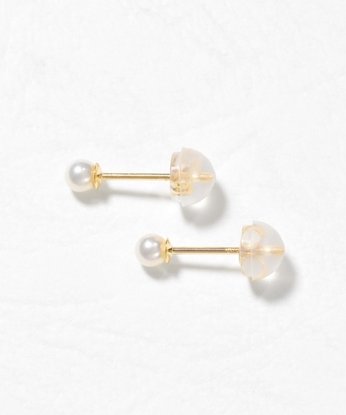 Jewel closet by L&Co.(ジュエルクローゼットバイエルアンドコー)の「K10 シェル/貝 パール ピアス(ピアス(両耳用)・レディース・ゴールド系その他/ゴールド系その他2/ゴールド系その他3・FREE)」の4枚目の写真