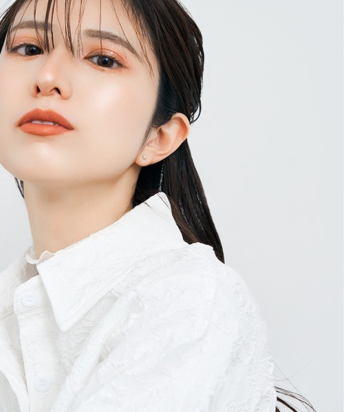 Jewel closet by L&Co.(ジュエルクローゼットバイエルアンドコー)の「K10 シェル/貝 パール ピアス(ピアス(両耳用)・レディース・ゴールド系その他/ゴールド系その他2/ゴールド系その他3・FREE)」の9枚目の写真