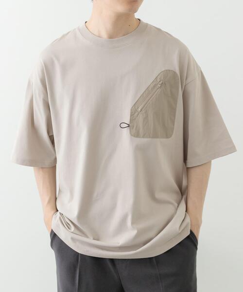 ITEMS URBANRESEARCH（アイテムズ アーバンリサーチ）の「ジップポケットキリカエクルーネックTシャツ（Tシャツ/カットソー・メンズ・チャコールグレー/ブラック/グレー系その他/カーキ/ホワイト・MEDIUM/LARGE/X-LARGE）」の19枚目の写真