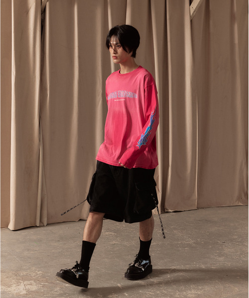 LIBERE(リベーレ)の「LIBERE リベーレ / FLAME LONG SLEEVE TEE ファイヤーパターンプリントビッグシルエットロンT / 251231-251232(Tシャツ/カットソー・メンズ・ブラック/ピンク・LARGE/MEDIUM/SMALL)」の4枚目の写真