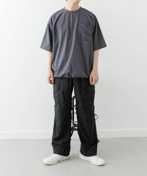 ITEMS URBANRESEARCH（アイテムズ アーバンリサーチ）の「『撥水/イージーケア/接触冷感/UVカット』タスランナイロンクルーネックドロストTシャツ（Tシャツ/カットソー・メンズ・ブラック/ネイビー/チャコールグレー・MEDIUM/LARGE）」の10枚目の写真