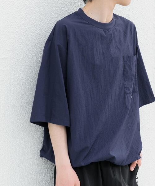 ITEMS URBANRESEARCH（アイテムズ アーバンリサーチ）の「『撥水/イージーケア/接触冷感/UVカット』タスランナイロンクルーネックドロストTシャツ（Tシャツ/カットソー・メンズ・ブラック/ネイビー/チャコールグレー・MEDIUM/LARGE）」の14枚目の写真