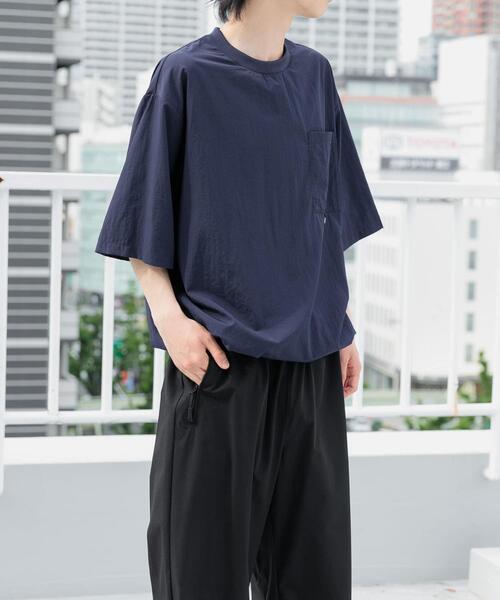 ITEMS URBANRESEARCH（アイテムズ アーバンリサーチ）の「『撥水/イージーケア/接触冷感/UVカット』タスランナイロンクルーネックドロストTシャツ（Tシャツ/カットソー・メンズ・ブラック/ネイビー/チャコールグレー・MEDIUM/LARGE）」の18枚目の写真