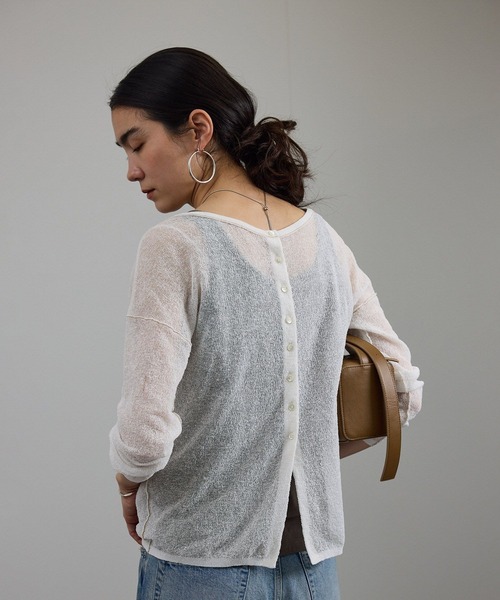 SALON adam et rope'（サロン アダム エ ロペ）の「シアークレープ2WAYカーディガン（カーディガン/ボレロ・レディース・ブラウン/オフホワイト・FREE）」の4枚目の写真