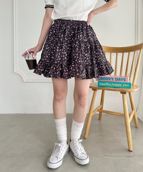 SOLLON.(ソルロン)の「小花柄ティアードミニスカパン(スカート・レディース・アイボリー/ブラック・M)」の20枚目の写真