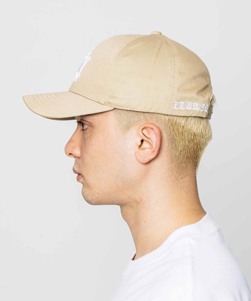 XLARGE（エクストララージ）の「OLD ENGLISH LOGO 6PANEL CAP（キャップ・メンズ・ブラック/グリーン/ベージュ・ONE SIZE）」の7枚目の写真