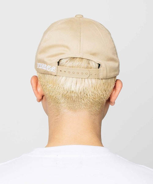 OLD ENGLISH LOGO 6PANEL CAP（キャップ）｜XLARGE（エクストラ