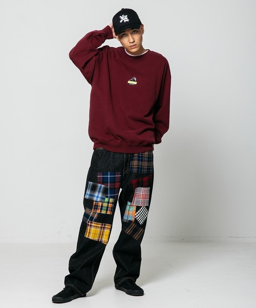 XLARGE（エクストララージ）の「OLD ENGLISH LOGO 6PANEL CAP（キャップ・メンズ・ブラック/グリーン/ベージュ・ONE SIZE）」の9枚目の写真