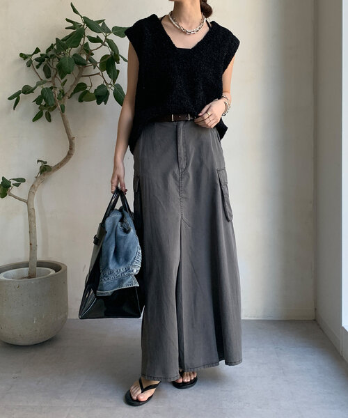 DouDou（ドゥドゥ）の「ニットツイード深Vベスト（ニット/セーター・レディース・ブラック/ライトベージュ・FREE）」の3枚目の写真