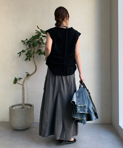 DouDou（ドゥドゥ）の「ニットツイード深Vベスト（ニット/セーター・レディース・ブラック/ライトベージュ・FREE）」の7枚目の写真