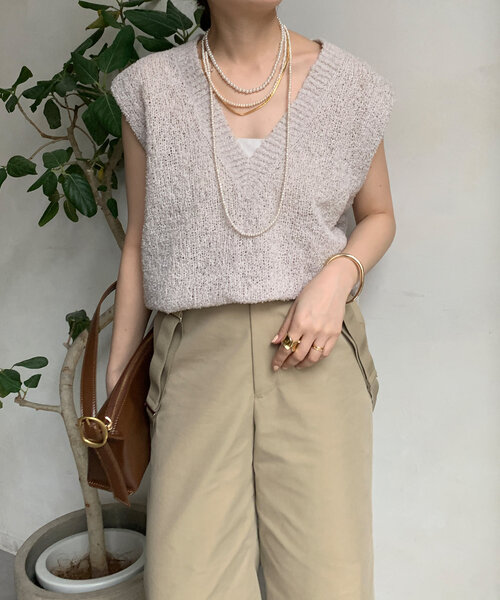 DouDou（ドゥドゥ）の「ニットツイード深Vベスト（ニット/セーター・レディース・ブラック/ライトベージュ・FREE）」の17枚目の写真