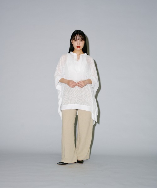 terrace(テラス)の「リネンライクサイドボタンスリットパンツ(チノパンツ・レディース・カーキ/ブラック/ベージュ・MEDIUM)」の22枚目の写真