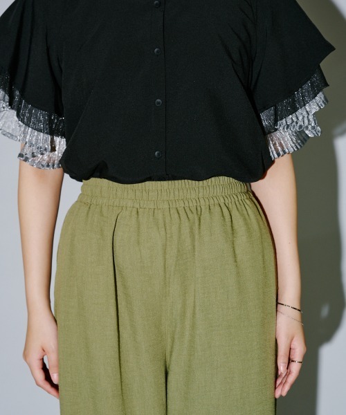 terrace(テラス)の「リネンライクサイドボタンスリットパンツ(チノパンツ・レディース・カーキ/ブラック/ベージュ・MEDIUM)」の15枚目の写真