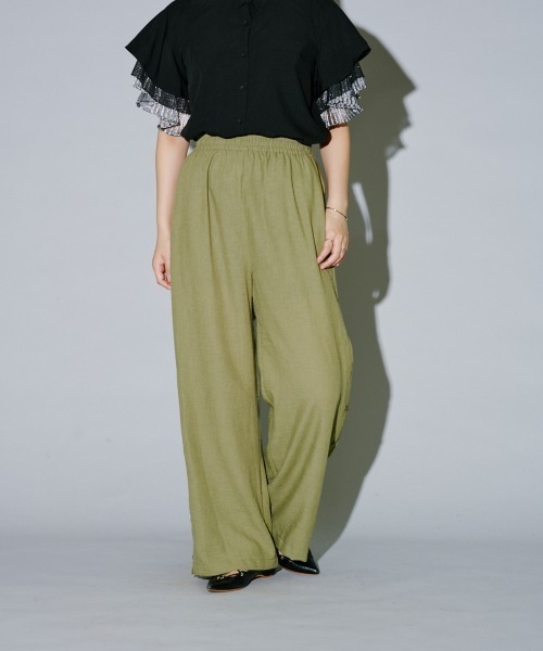 terrace(テラス)の「リネンライクサイドボタンスリットパンツ(チノパンツ・レディース・カーキ/ブラック/ベージュ・MEDIUM)」の12枚目の写真