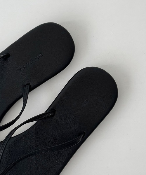 CANAL JEAN（キャナルジーン）の「El mar　ナローストラップペタサンダル（サンダル・レディース・シルバー/ブラウン/ブラック・23.5/24/24.5）」の4枚目の写真