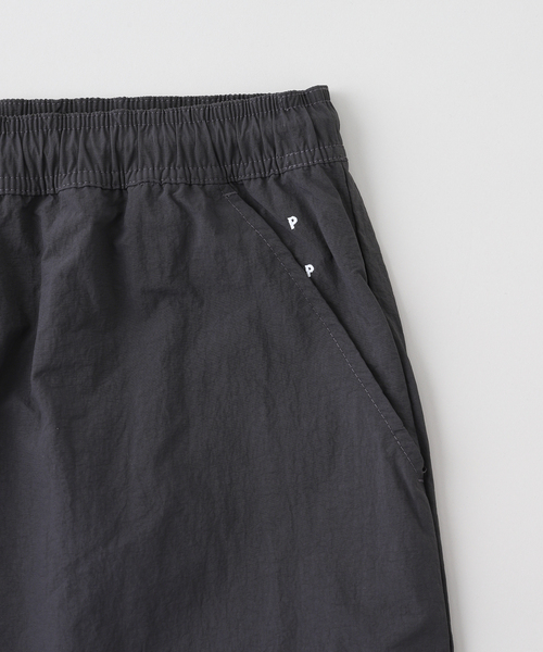 POP TRADING COMPANY(ポップトレーディングカンパニー)の「POP TRADING COMPANY / ポップトレーディングカンパニー cargo track pants(スラックス・メンズ・チャコールグレー・MEDIUM/LARGE)」の3枚目の写真