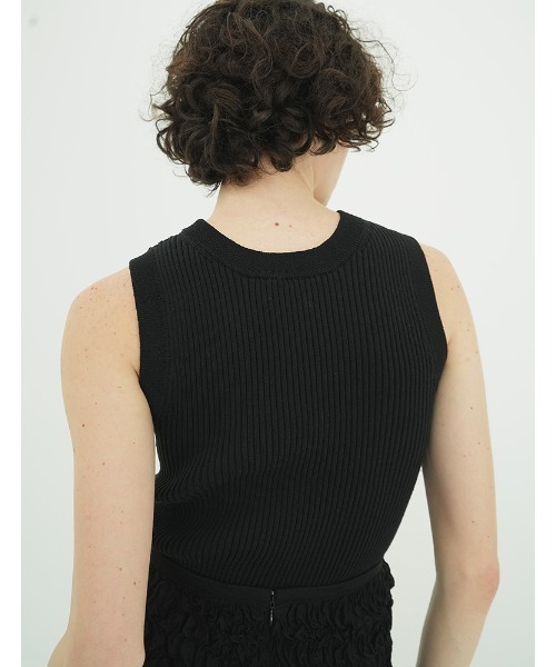 CLANE(クラネ)の「W FACE HALL KNIT TOPS(ニット/セーター・レディース・アイボリー/ブラック/その他/オレンジ・1/2)」の22枚目の写真