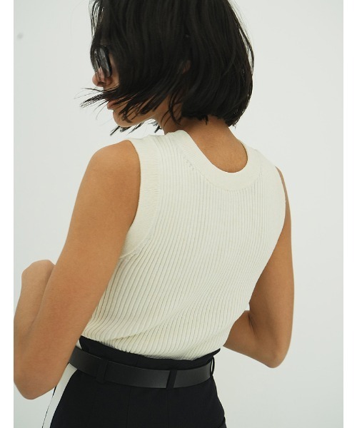 CLANE(クラネ)の「W FACE HALL KNIT TOPS(ニット/セーター・レディース・アイボリー/ブラック/その他/オレンジ・1/2)」の6枚目の写真