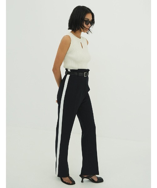 CLANE(クラネ)の「W FACE HALL KNIT TOPS(ニット/セーター・レディース・アイボリー/ブラック/その他/オレンジ・1/2)」の10枚目の写真