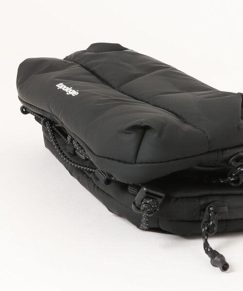 【極美品】topologieトポロジー ボトルサコッシュ ブラック バッグ単体 Bottle Sacoche ボトルサコッシュ / Black (Puffer) / Bungee