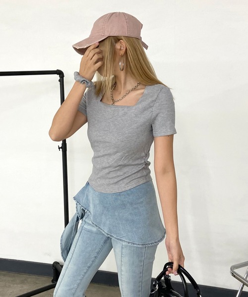 non-hedge(ノンヘッジ)の「シュシュ付リブショート丈スクエアTシャツ(Tシャツ/カットソー・レディース・オフホワイト/ブラック/グレー/ベージュ・FREE)」の19枚目の写真