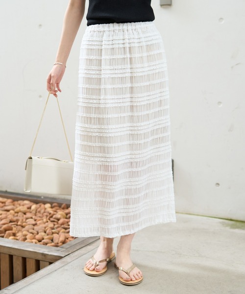 EMMA　ROUGE VIF（エマルージュヴィフ）の「【一部店舗限定】シャーリングタイトスカート（スカート・レディース・オフホワイト/ブラック・36/38）」の20枚目の写真