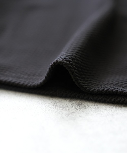 reca（レカ）の「エンボス風Ａラインワンピース（ワンピース・レディース・ブラック/チャコール・M-L）」の15枚目の写真