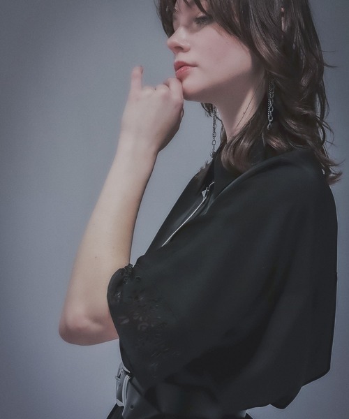 HARE（ハレ）の「レーザーカットビッグシャツ(HARE)（シャツ/ブラウス・レディース・ブラック/ブラウン・FREE）」の9枚目の写真