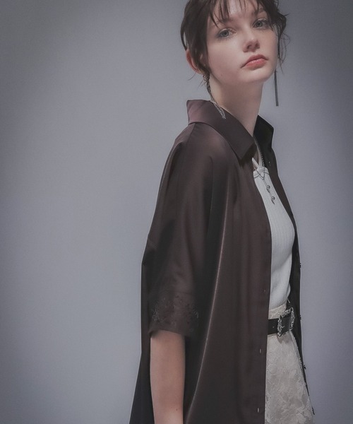 HARE（ハレ）の「レーザーカットビッグシャツ(HARE)（シャツ/ブラウス・レディース・ブラック/ブラウン・FREE）」の15枚目の写真