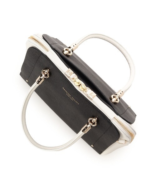 Samantha Thavasa（サマンサタバサ）の「新アベクトワ バイカラー ハンドバッグ（ハンドバッグ・レディース・オフホワイト/ネイビー/ブラック・FREE）」の6枚目の写真