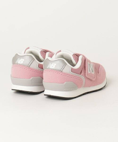 NEW BALANCE（ニューバランス）の「996（スニーカー・キッズ・ベージュ/レッド/ピンク・16.5cm/16.0cm/15.5cm/15.0cm/14.5cm/14.0cm/13.5cm/13.0cm/12.5cm/12.0cm）」の7枚目の写真
