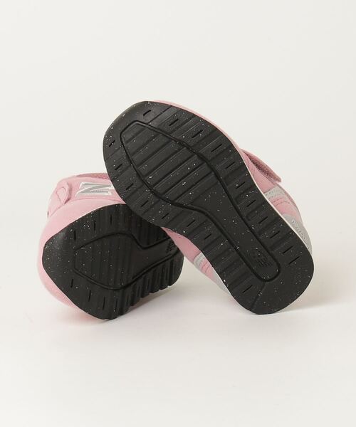 NEW BALANCE（ニューバランス）の「996（スニーカー・キッズ・ベージュ/レッド/ピンク・16.5cm/16.0cm/15.5cm/15.0cm/14.5cm/14.0cm/13.5cm/13.0cm/12.5cm/12.0cm）」の8枚目の写真